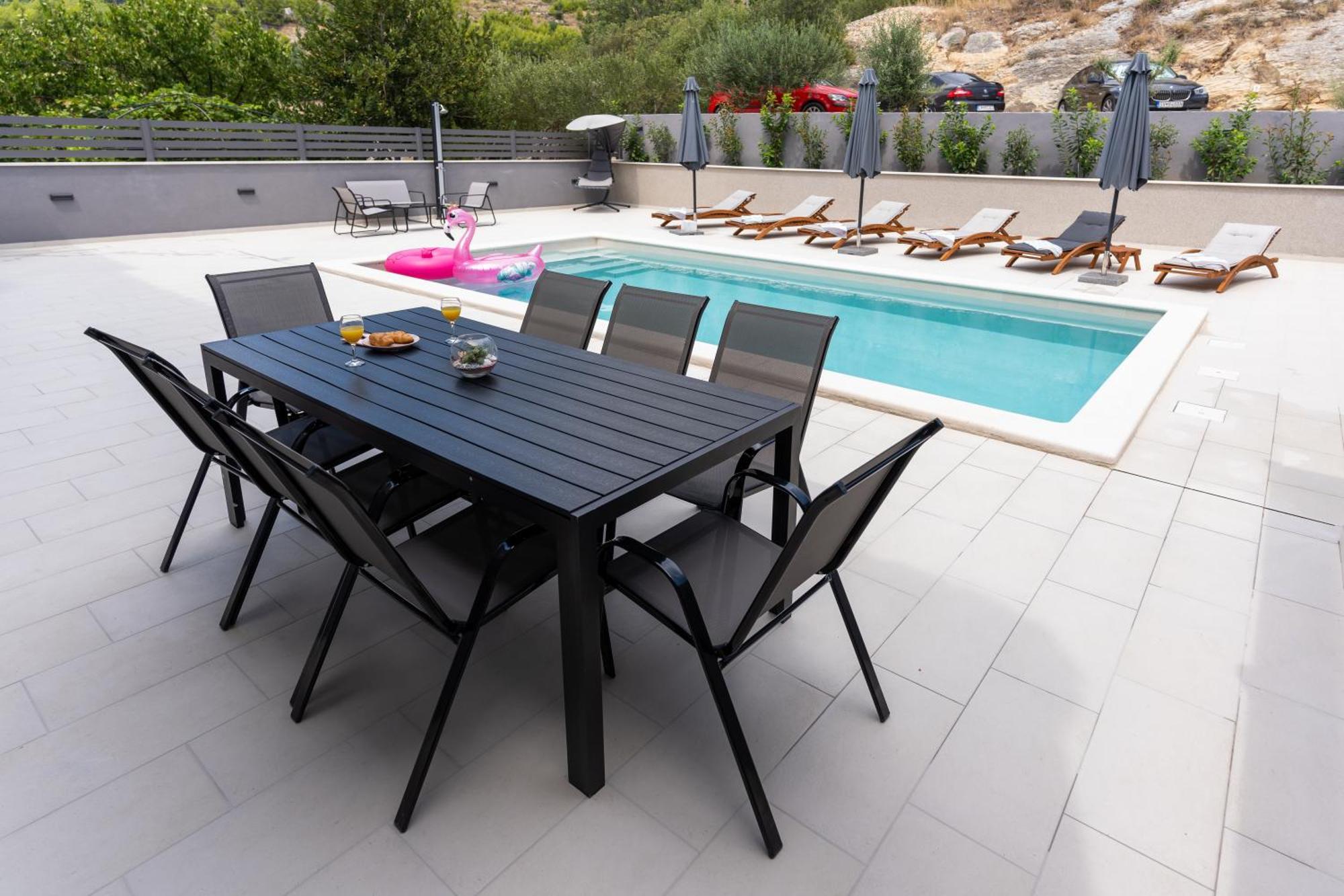 Luxury Apartment Lorena - Private Heated Pool - Jesenice  Kültér fotó